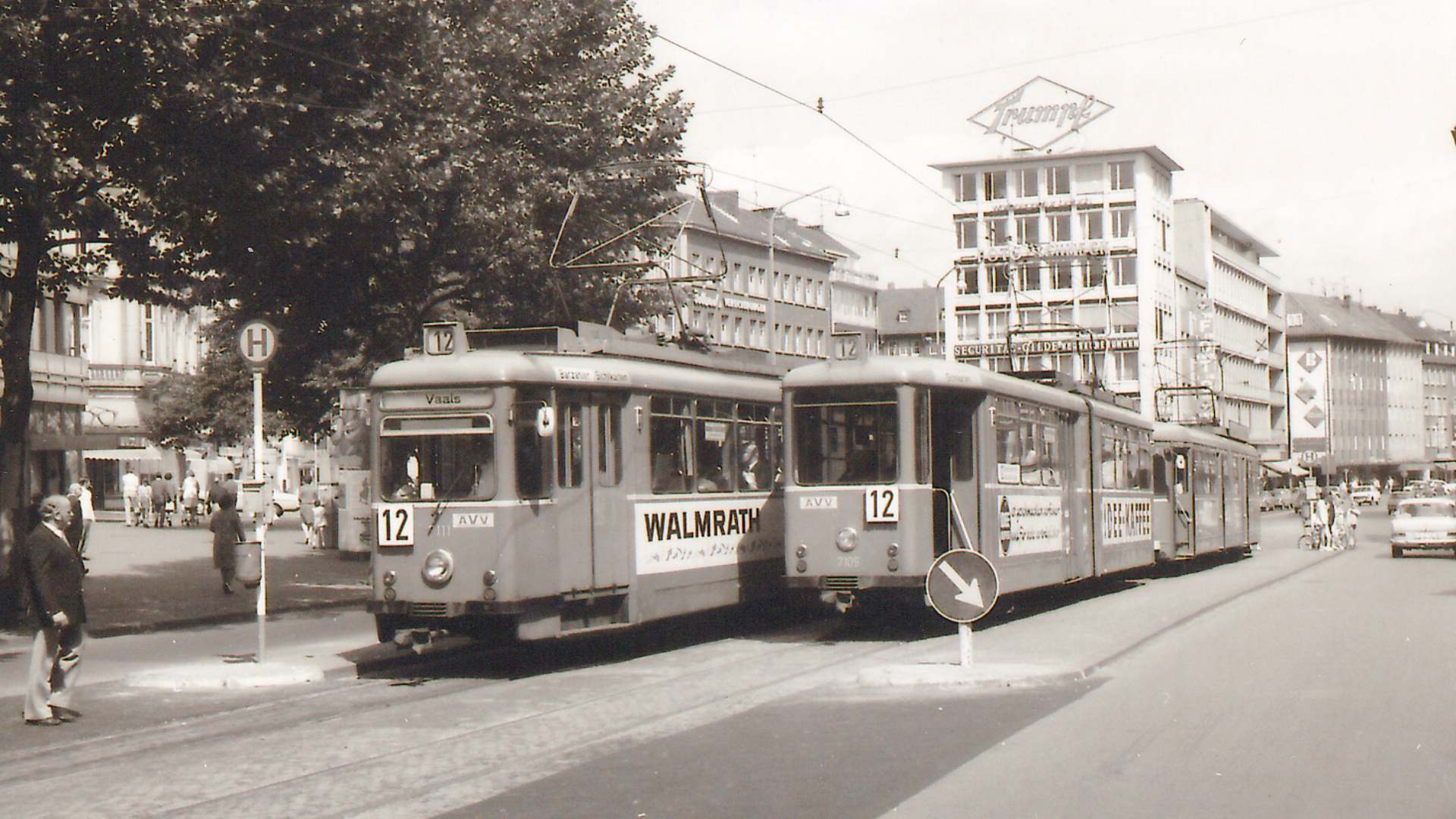 Straßenbahn in Aachen 1974 am Elisenbrunnen