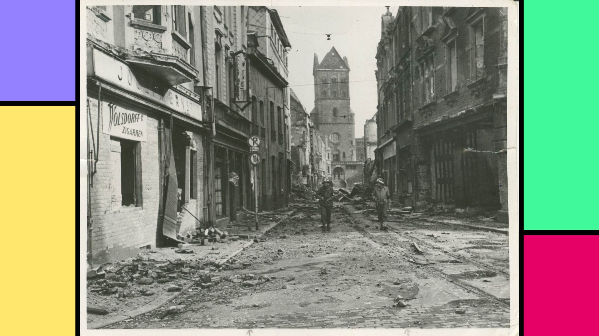 Amerikanische Soldaten in der Adalbertstraße nach der Schlacht um Aachen 1944